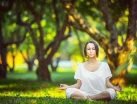 中国足彩网|前导师尼德豪泽专访，奇才乔治的NBA崛起之路，闪耀背后的骄傲与传承