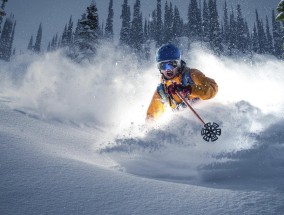 【足彩网官方网站】友好致敬，马赛主场TIFO献礼披头士，温情迎战利物浦