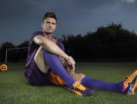 足彩网首页|布朗助攻数达5成绿军胜负手，本赛季14胜5负战绩彰显团队力量